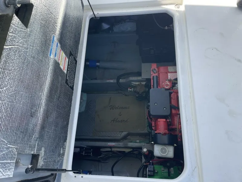 Slide: The Image of Sea Ray 400 Sedan Bridge 2000 - 7528818