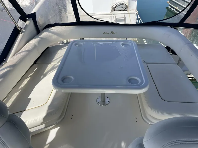 Slide: The Image of Sea Ray 400 Sedan Bridge 2000 - 5672471