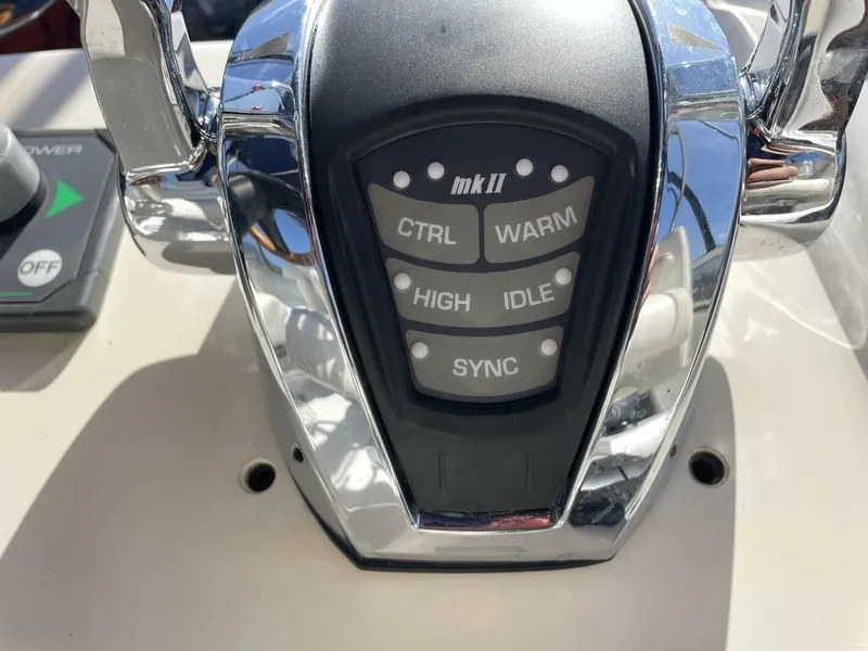 Slide: The Image of Sea Ray 400 Sedan Bridge 2000 - 7528743