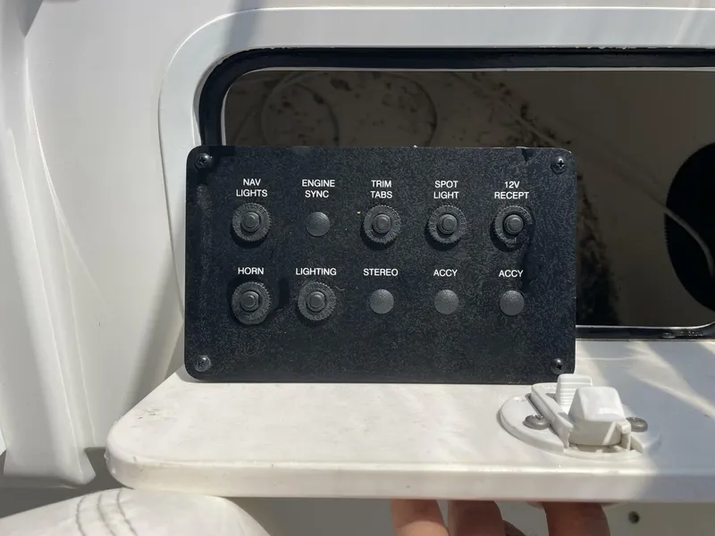 Slide: The Image of Sea Ray 400 Sedan Bridge 2000 - 5672482