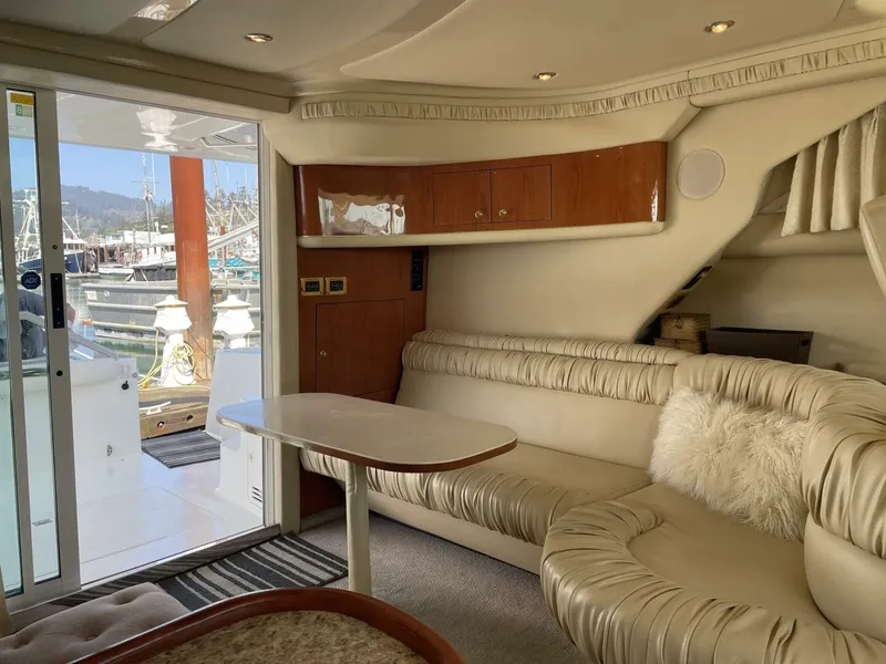 Slide: The Image of Sea Ray 400 Sedan Bridge 2000 - 5672487