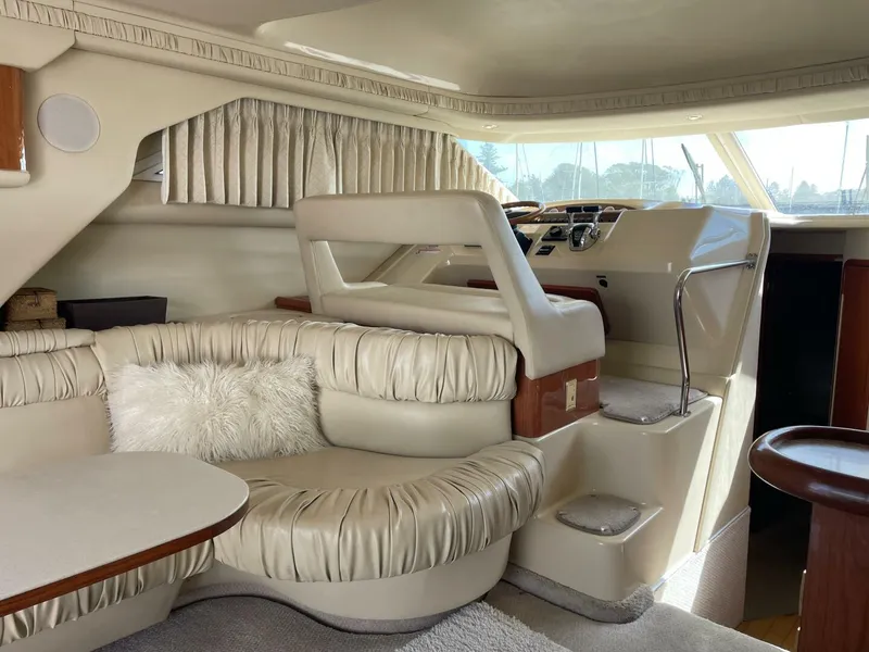 Slide: The Image of Sea Ray 400 Sedan Bridge 2000 - 5672497