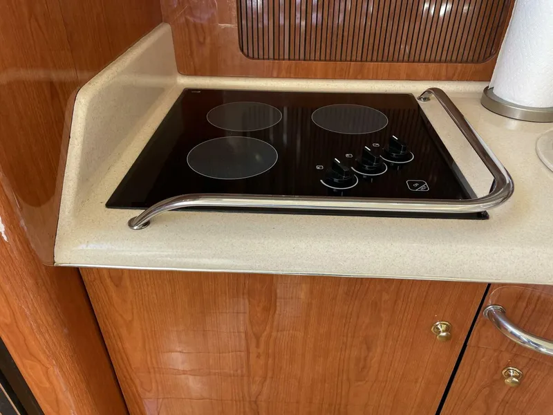 Slide: The Image of Sea Ray 400 Sedan Bridge 2000 - 5672513