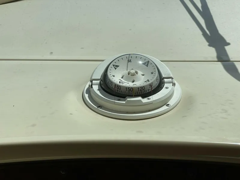 Slide: The Image of Sea Ray 400 Sedan Bridge 2000 - 7528761