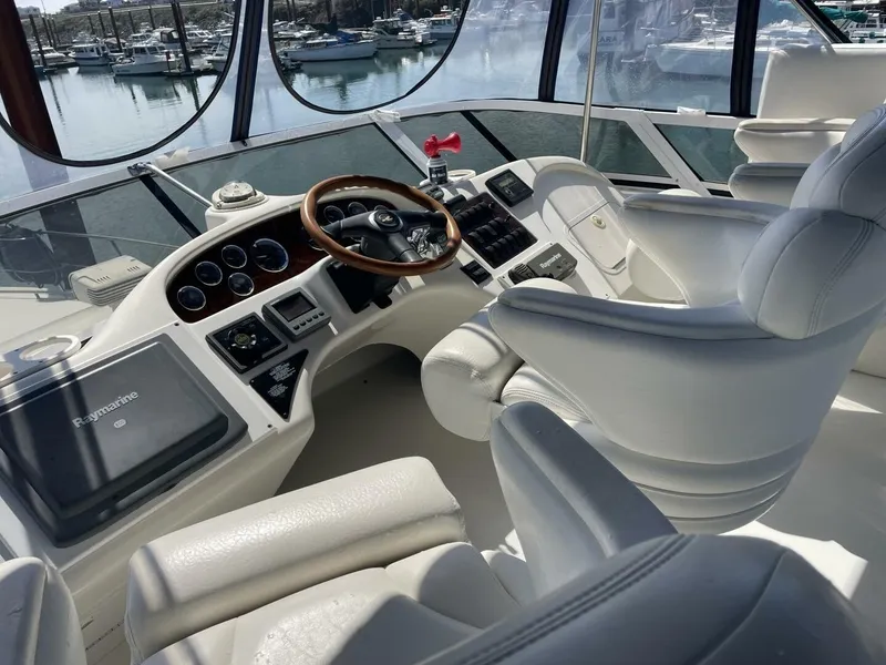Slide: The Image of Sea Ray 400 Sedan Bridge 2000 - 7528736