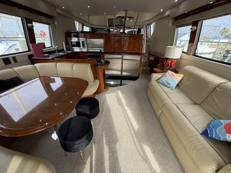 Slide: The Image of 2004 Carver 56 Voyager - 5518982