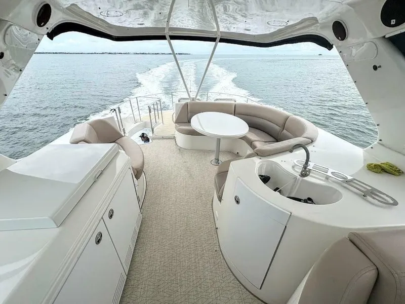 Slide: The Image of 2004 Carver 56 Voyager - 5519038