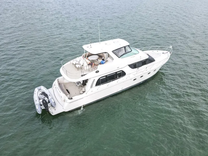 Slide: The Image of 2004 Carver 56 Voyager - 5519105