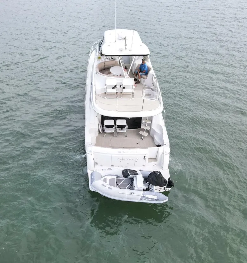 Slide: The Image of 2004 Carver 56 Voyager - 5519107