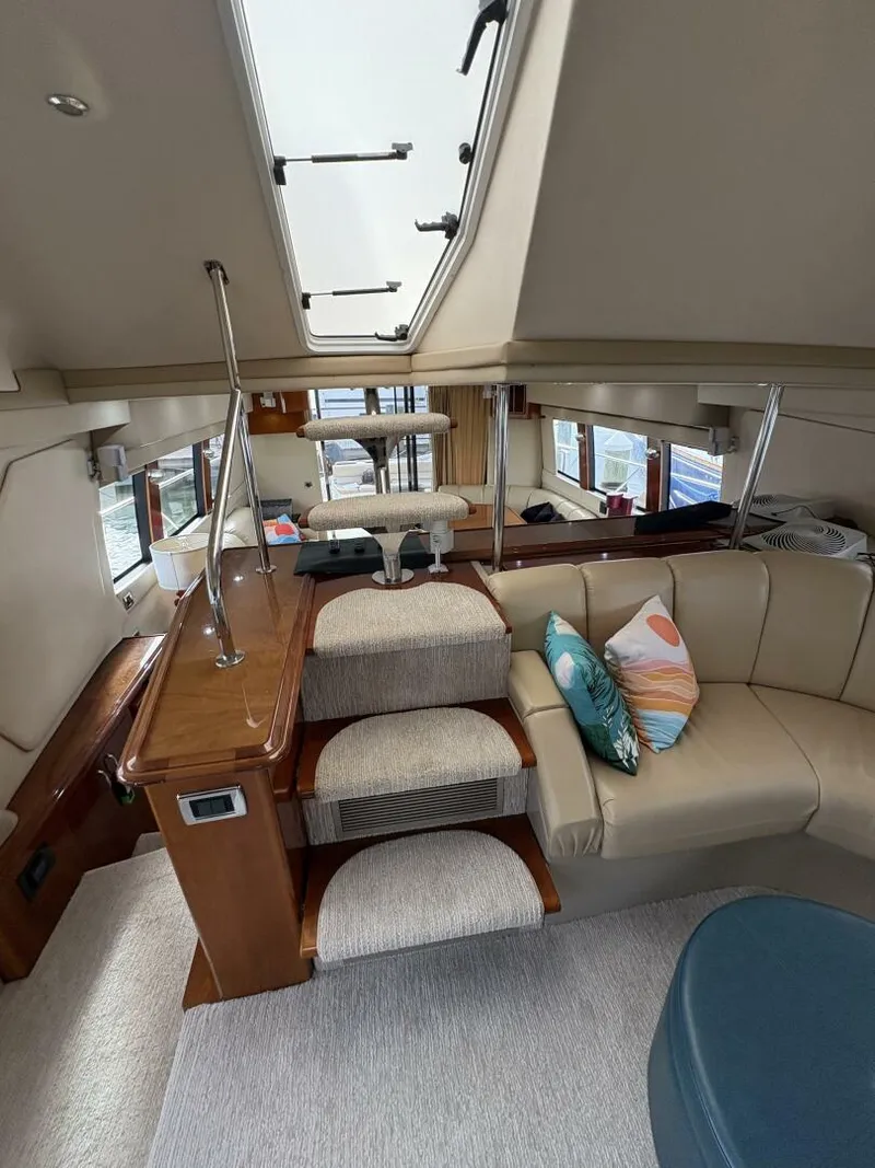 Slide: The Image of 2004 Carver 56 Voyager - 5519011