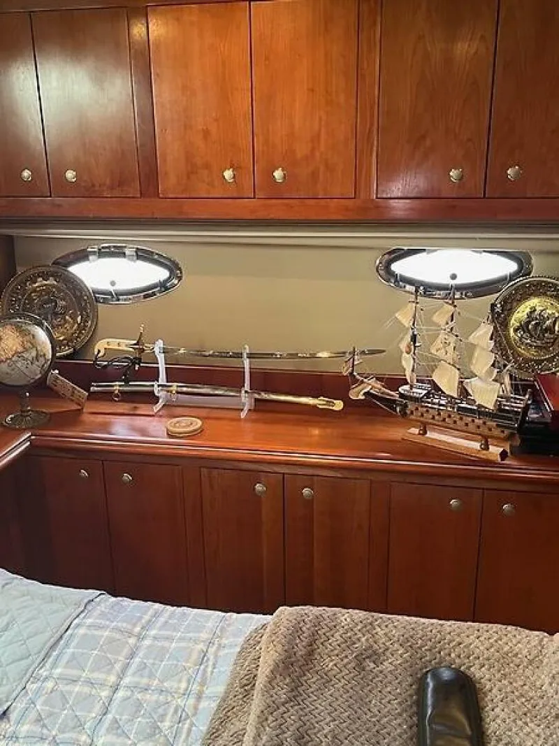 Slide: The Image of 0005298492 - 5520885