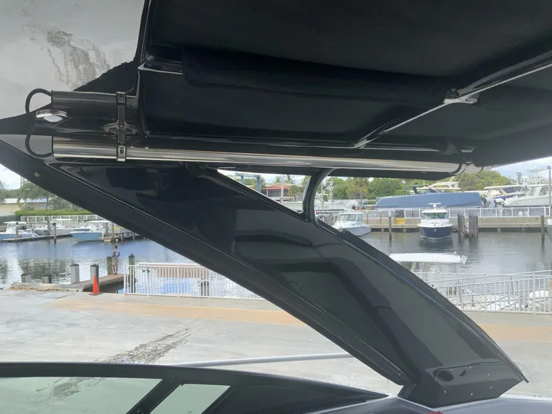 Slide: The Image of Cruisers 328 BR 2015 - 5643010