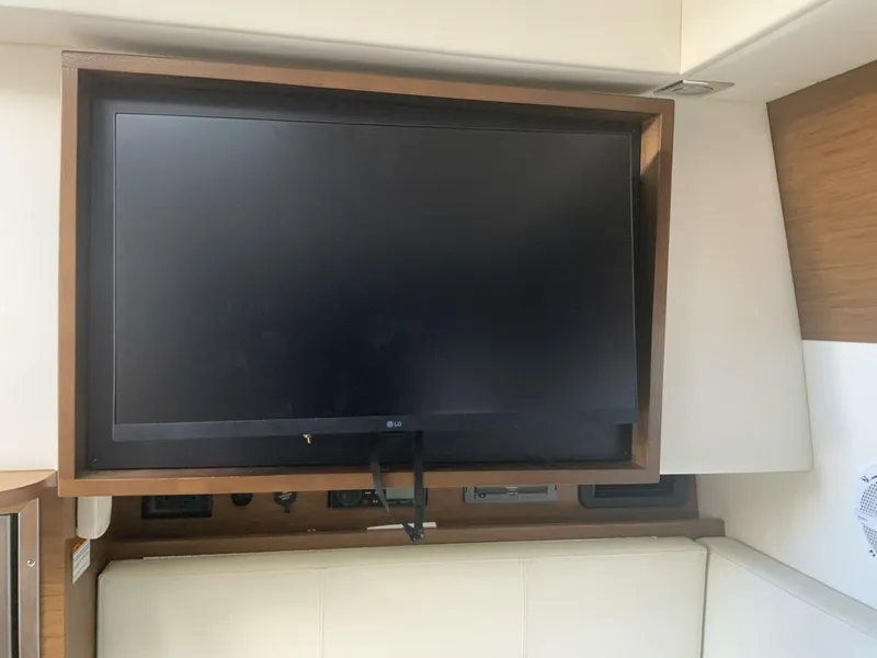 Slide: The Image of Cruisers 328 BR 2015 - 5643013