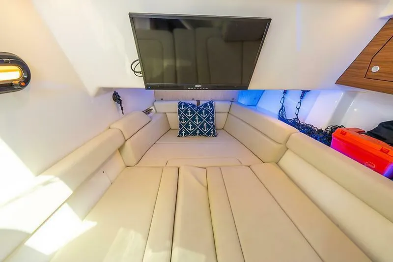 Slide: The Image of 0003992590 - 5521564