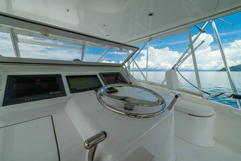 Slide: The Image of 2004 Viking 61 Convertible "Mariah Jean" - 6427399