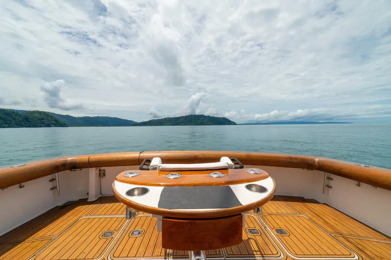 Slide: The Image of 2004 Viking 61 Convertible "Mariah Jean" - 5525950