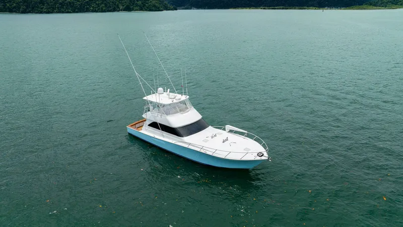 Slide: The Image of 2004 Viking 61 Convertible "Mariah Jean" - 6427487