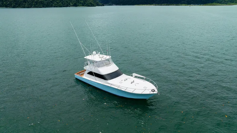 Slide: The Image of 2004 Viking 61 Convertible "Mariah Jean" - 5526009