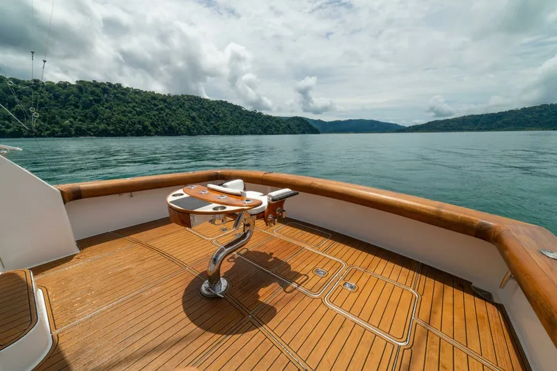 Slide: The Image of 2004 Viking 61 Convertible "Mariah Jean" - 6427474