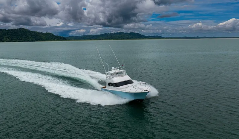 Slide: The Image of 2004 Viking 61 Convertible "Mariah Jean" - 6427489