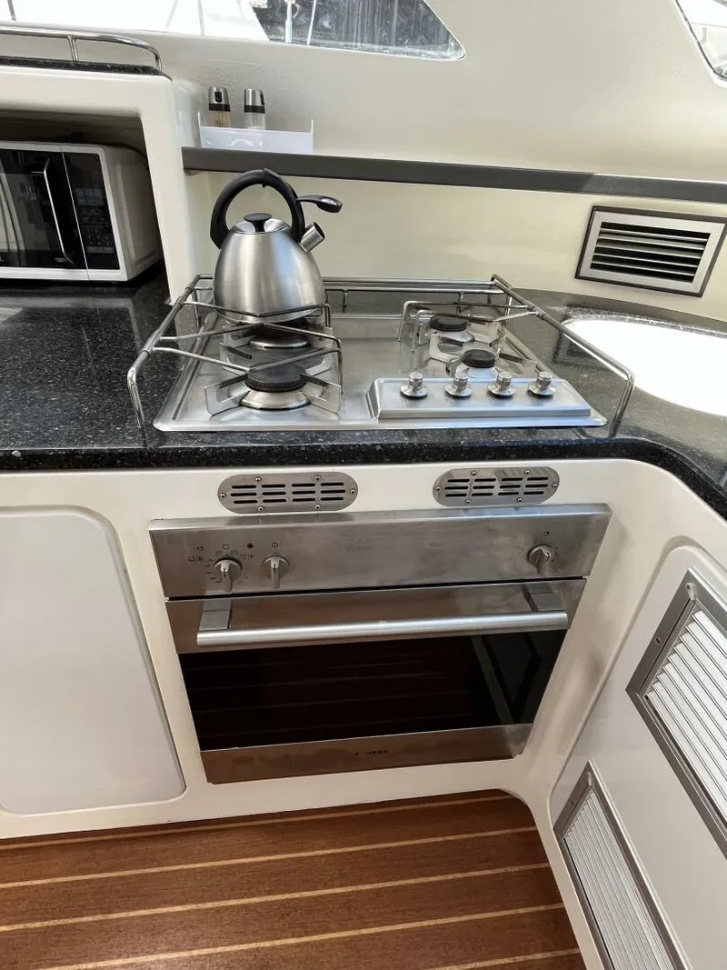 Slide: The Image of Voyage 520 2013 - 5541716