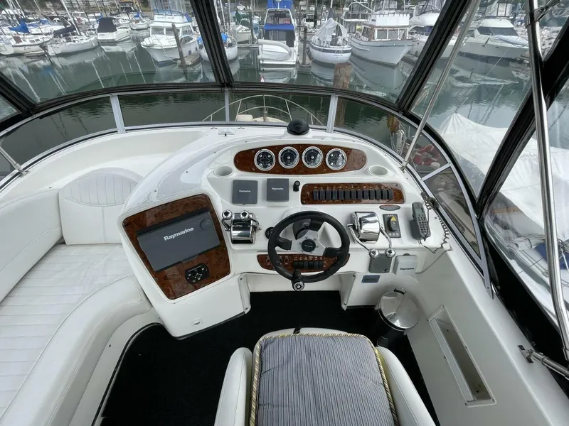 Slide: The Image of Meridian 341 Sedan 2004 - 5522089