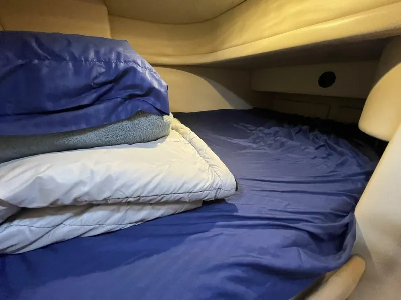 Slide: The Image of Meridian 341 Sedan 2004 - 5522100