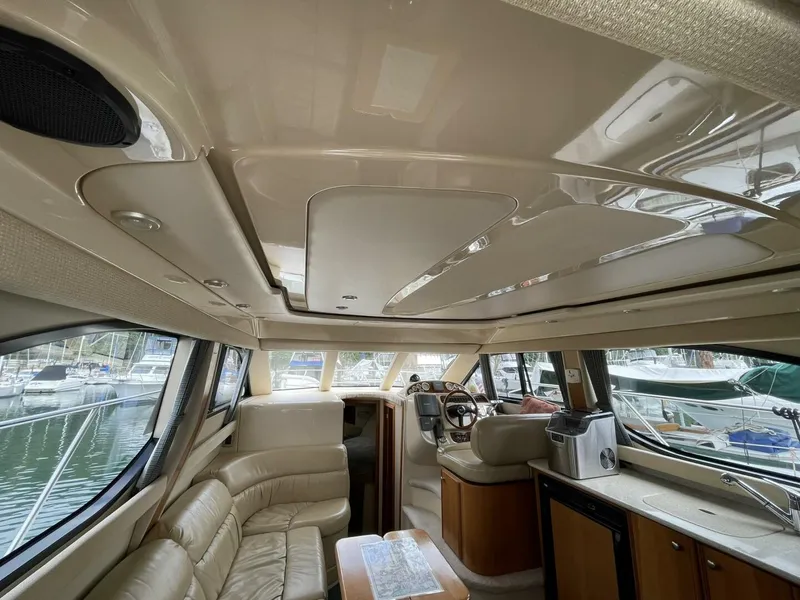 Slide: The Image of Meridian 341 Sedan 2004 - 5522110