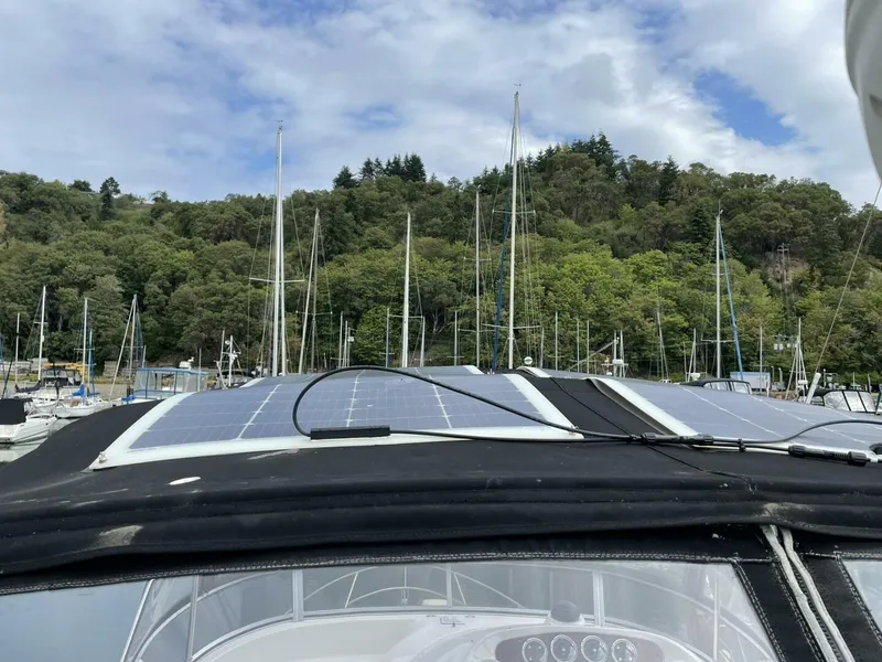 Slide: The Image of Meridian 341 Sedan 2004 - 5522087