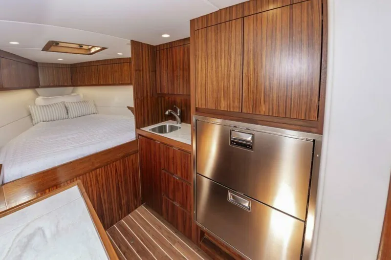 Slide: The Image of 9527b1e7 8e19 4b4e 87fe B2558d5a4daa - 5889476