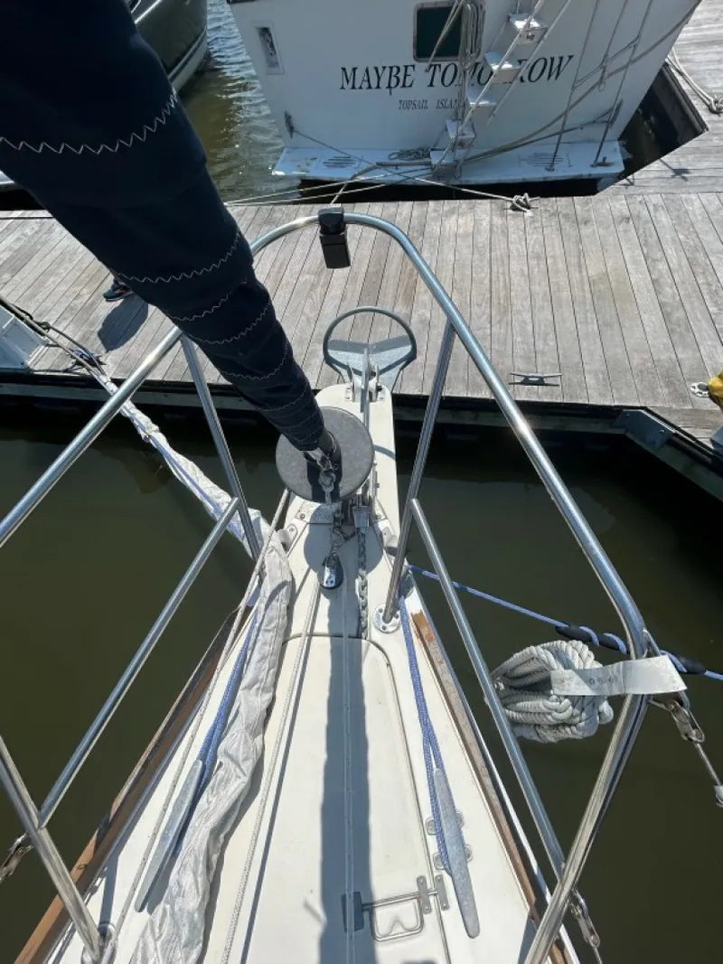 Slide: The Image of Used Sail Monohull for sale 1989 Pearson 37 - KILTY II - 5522275