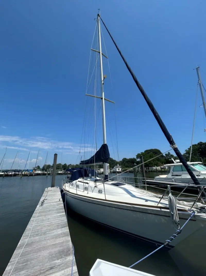 Slide: The Image of Used Sail Monohull for sale 1989 Pearson 37 - KILTY II - 5522278