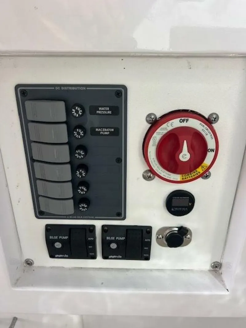 Slide: The Image of Custom Mariners Baja 30 1971 - 5522599