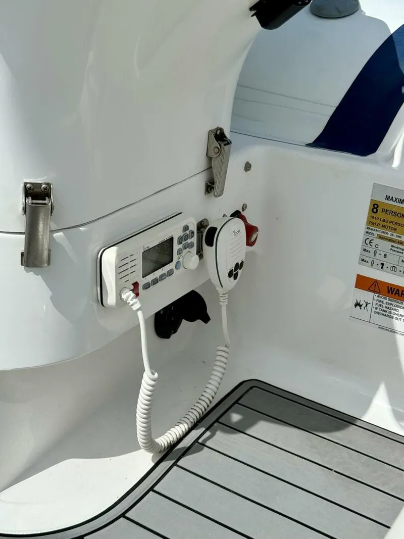 Slide: The Image of 2021 WALKER BAY 450 DLX - 5523033