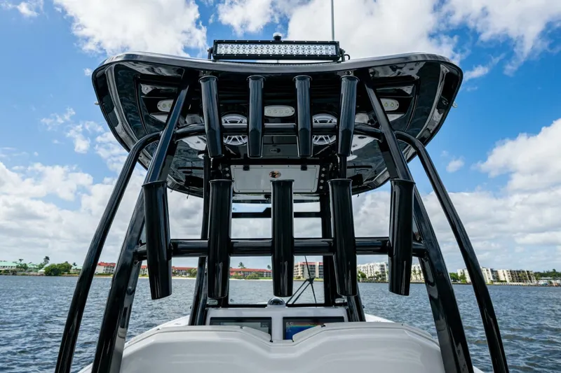 Slide: The Image of Tidewater 292 CC Adventure 2022 - 5741148