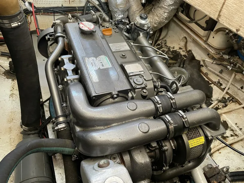 Slide: The Image of Grand Banks 32 1982 - 5529421