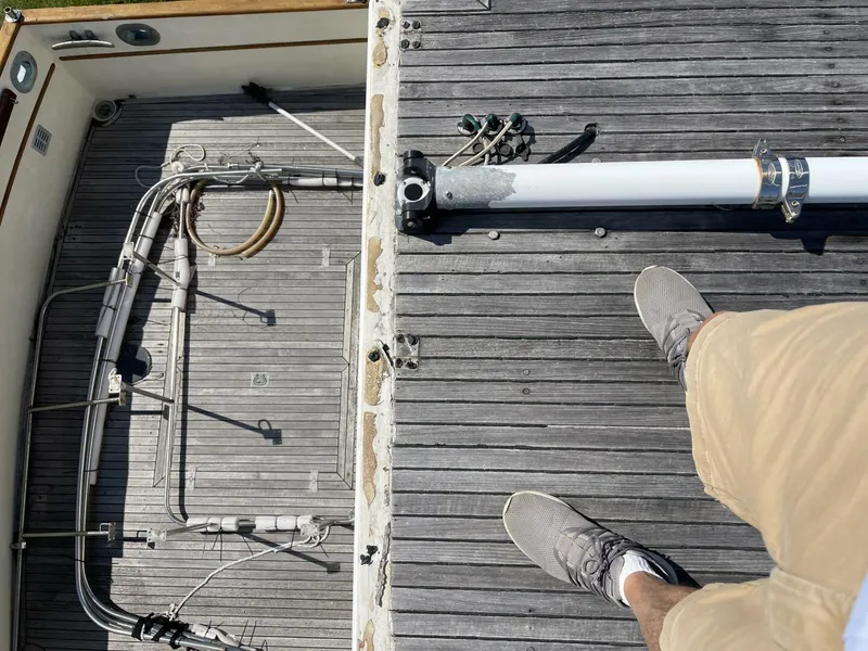 Slide: The Image of Grand Banks 32 1982 - 5529415