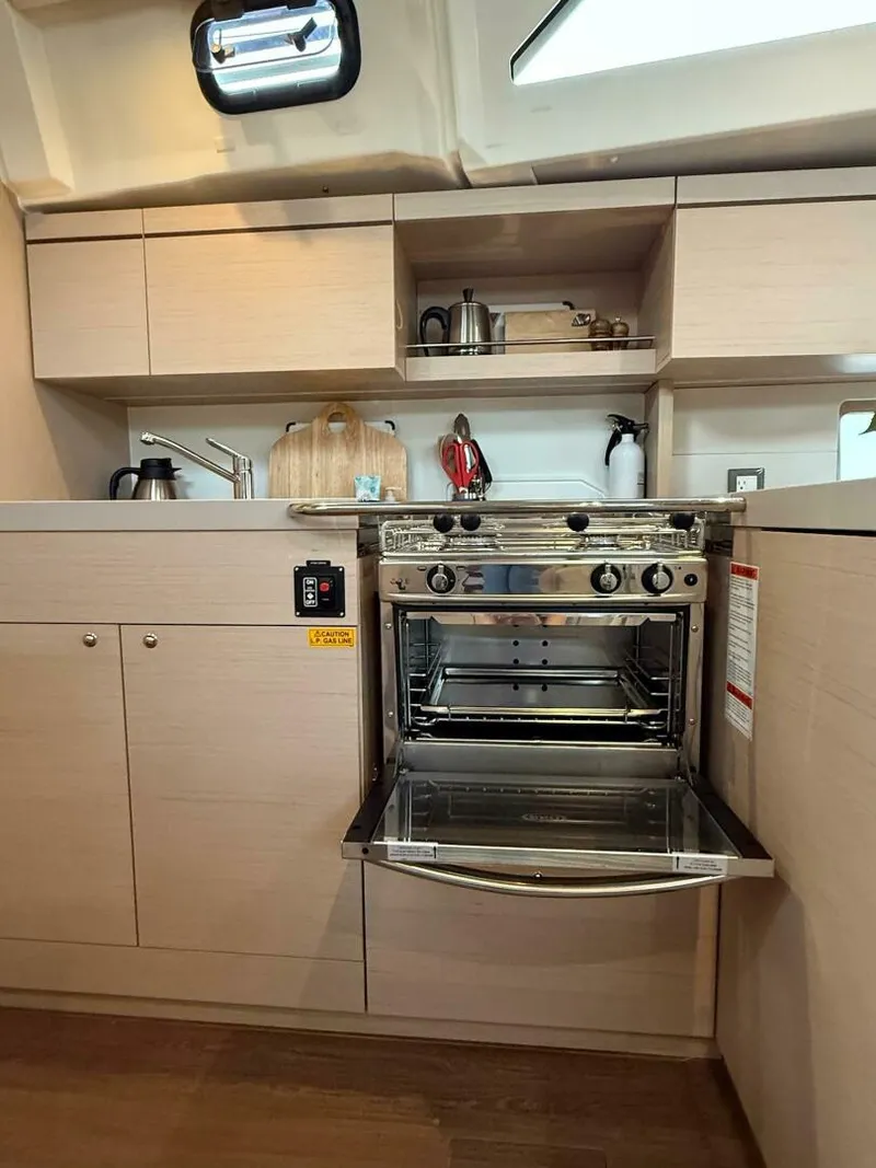 Slide: The Image of 2022 Oceanis 46.1 - 5524412