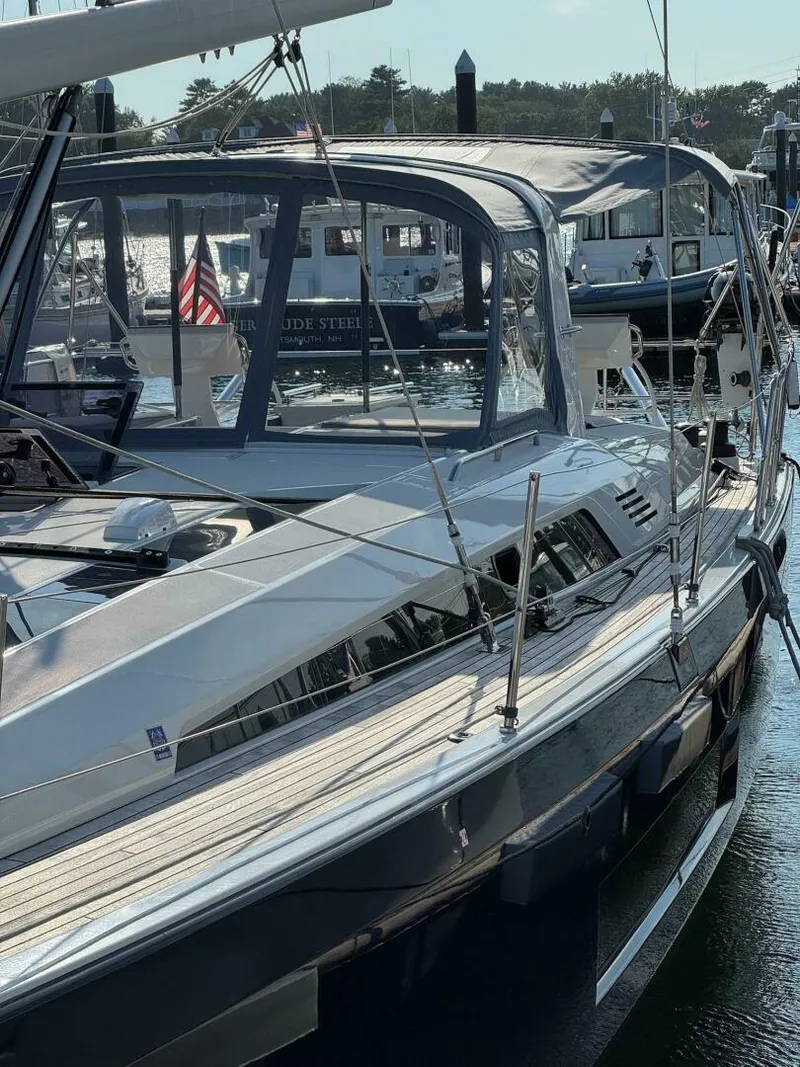 Slide: The Image of 2022 Oceanis 46.1 - 5524437