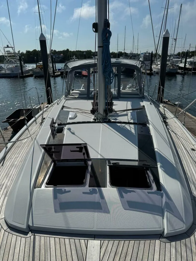 Slide: The Image of 2022 Oceanis 46.1 - 5524427