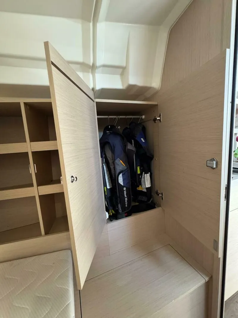 Slide: The Image of 2022 Oceanis 46.1 - 5524397