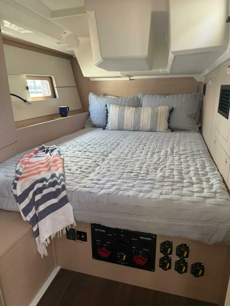 Slide: The Image of 2022 Oceanis 46.1 - 5524398