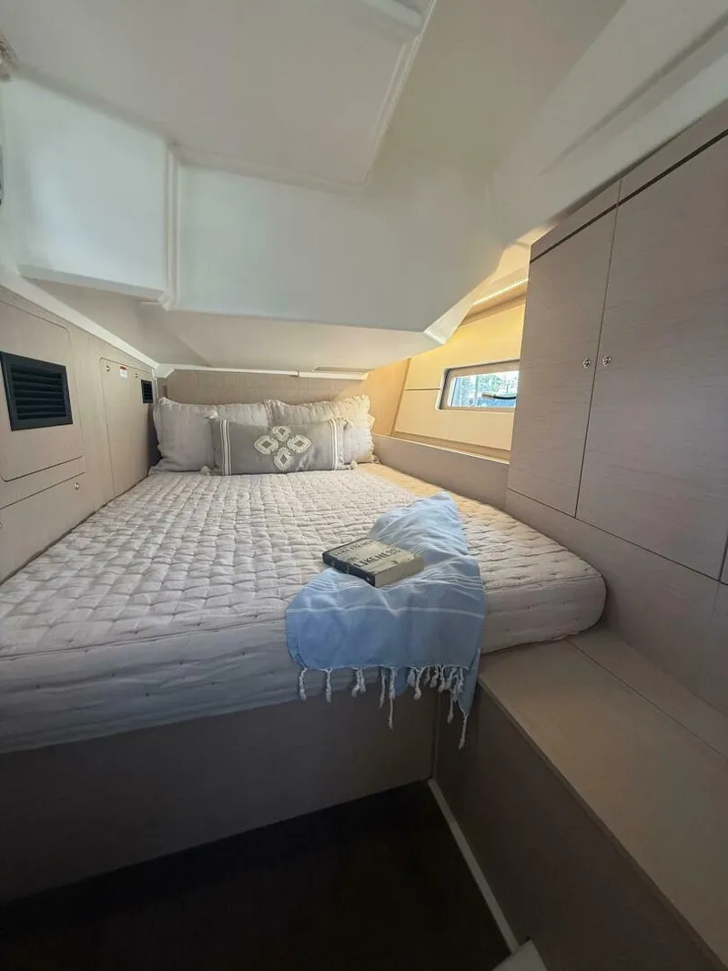 Slide: The Image of 2022 Oceanis 46.1 - 5524399