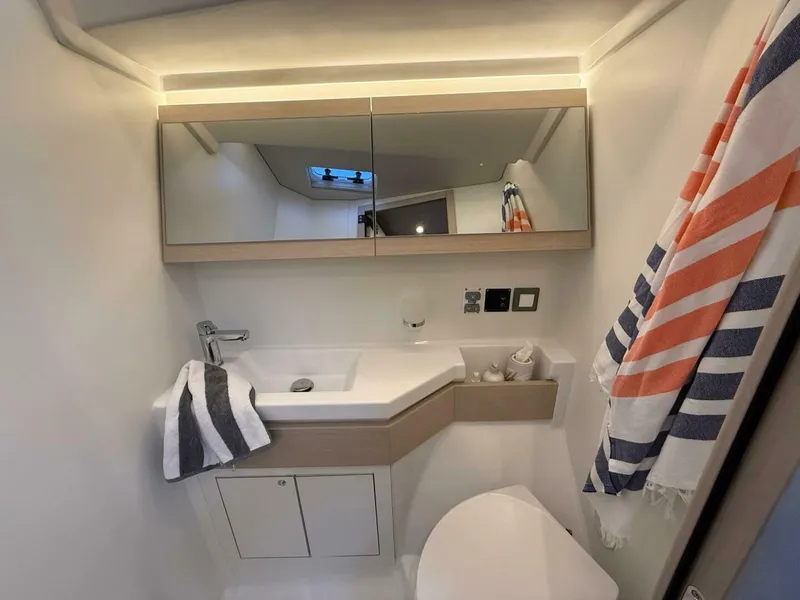 Slide: The Image of 2022 Oceanis 46.1 - 5524401