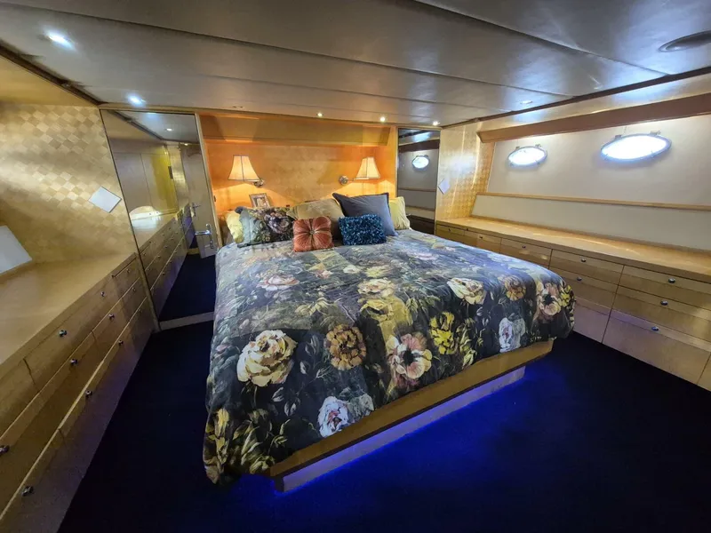 Slide: The Image of Forbes Cooper 73 1996 - 5524495