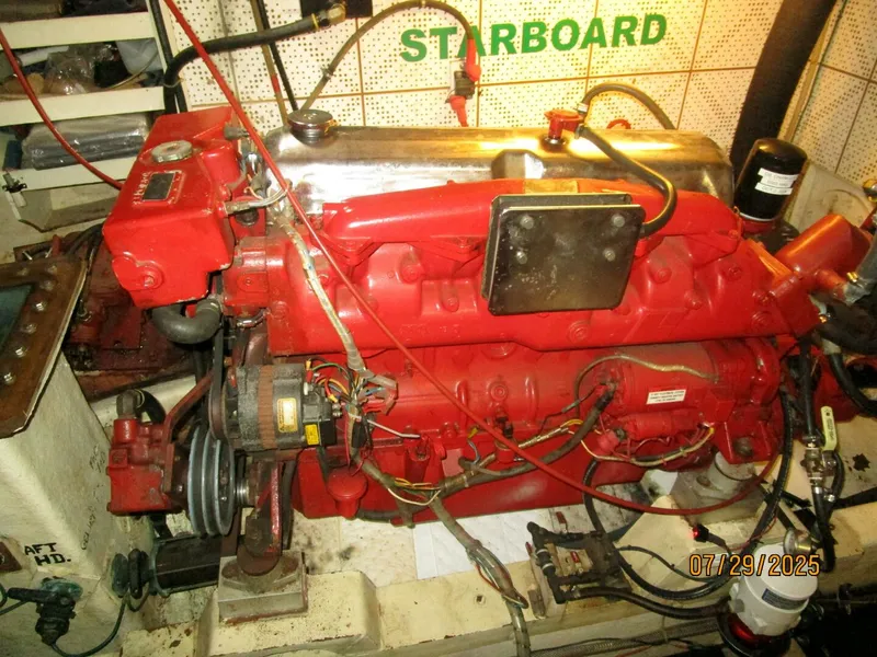 Slide: The Image of 44' DeFever starboard main engine - 5527268
