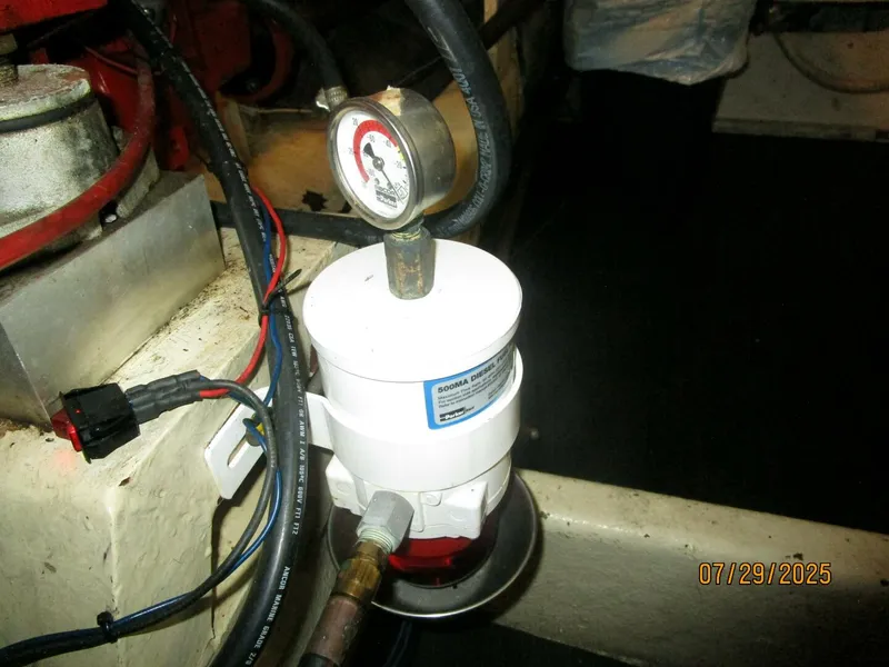 Slide: The Image of 44' DeFever port Racor fuel filter - 5527257