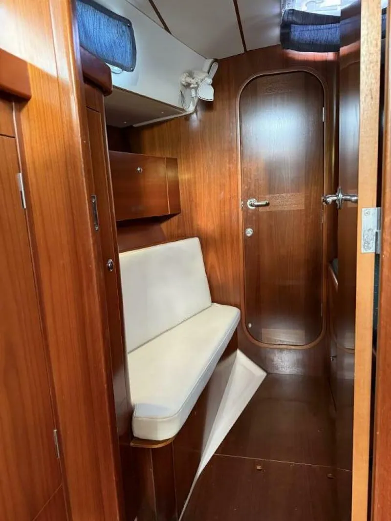 Slide: The Image of Beneteau 40 cc 1997 - 5694966