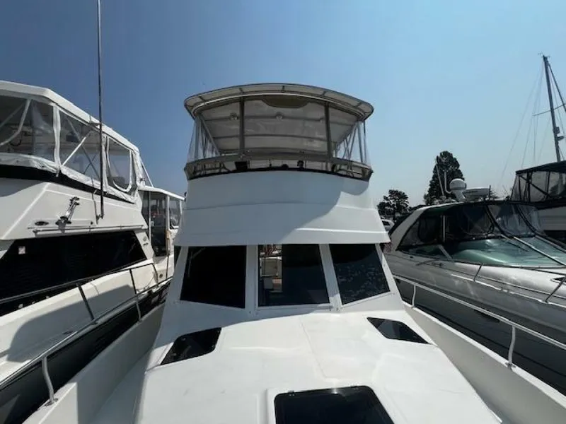 Slide: The Image of Mainship 390 bridge - 5530445