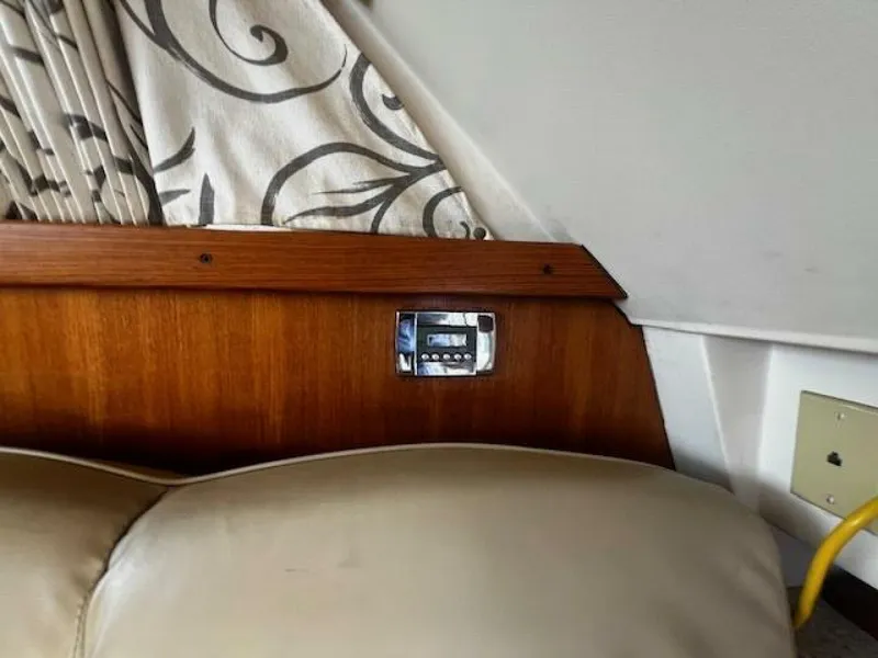 Slide: The Image of Mainship 390 Salon A/C-heat - 5530455